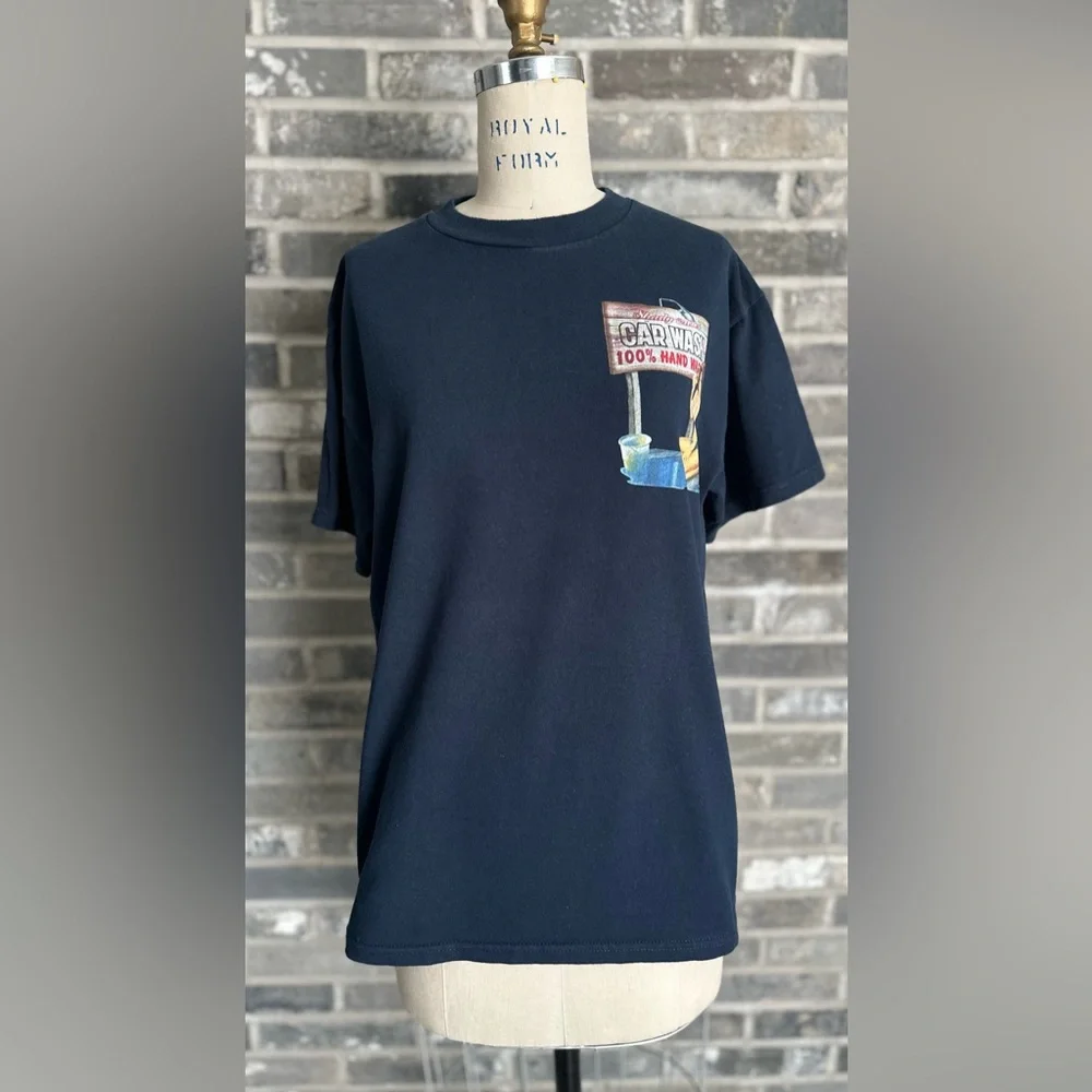 Hybrid Tees Car Wash Graphic T-Shirt Y2K Pinup Girl Muscle Car T-Shirt - Picture 3 of 8